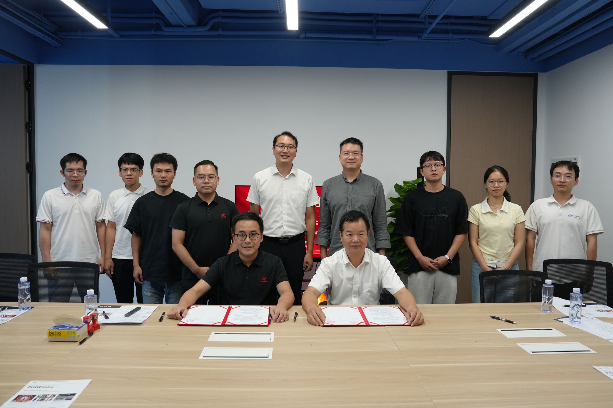 实习就业丨我院与羽飞科技（广西）有限责任公司举行校企合作交流暨签约活动