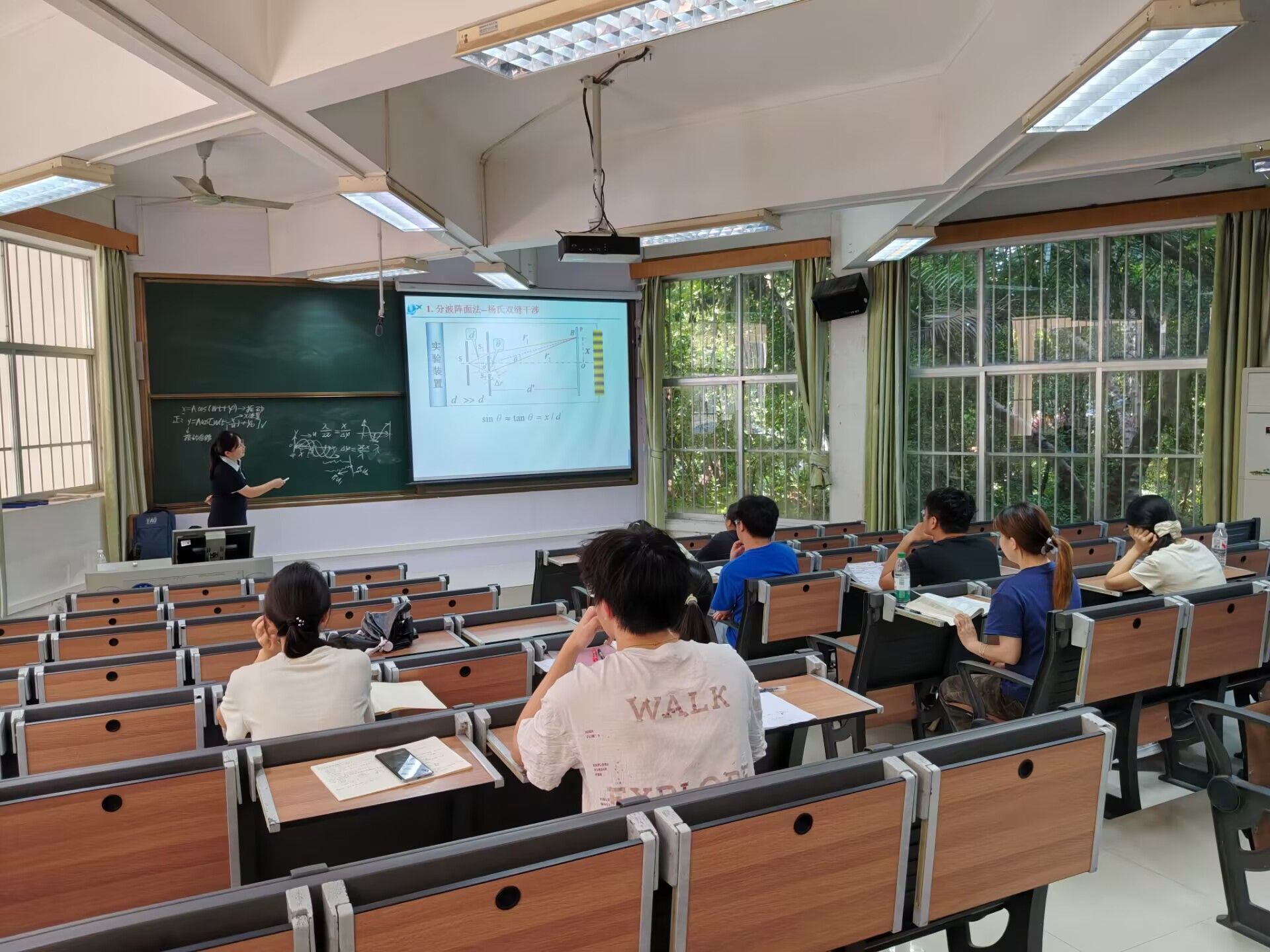 本科生教育丨我院物理系开展考研专业科目培训